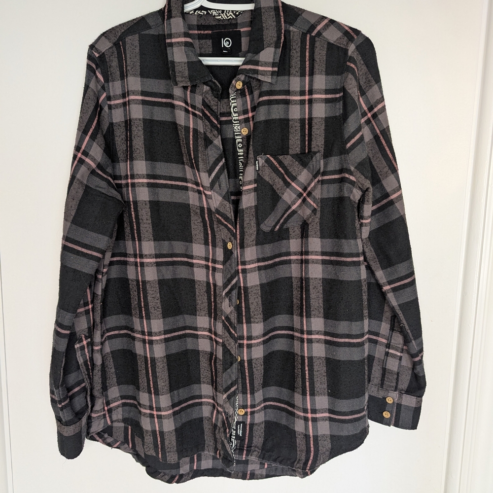 TENTREE PLAID BUTTON DOWN SHIRT